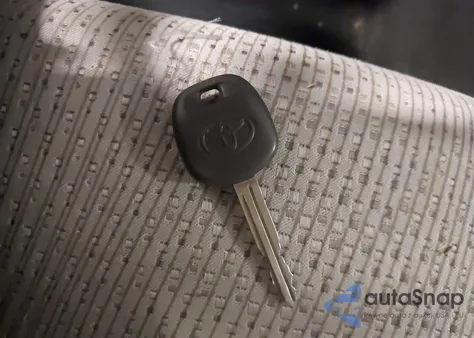 2013 Toyota Camry Le z USA, uszkodzony, nr VIN 4T4BF1FK0DR297468